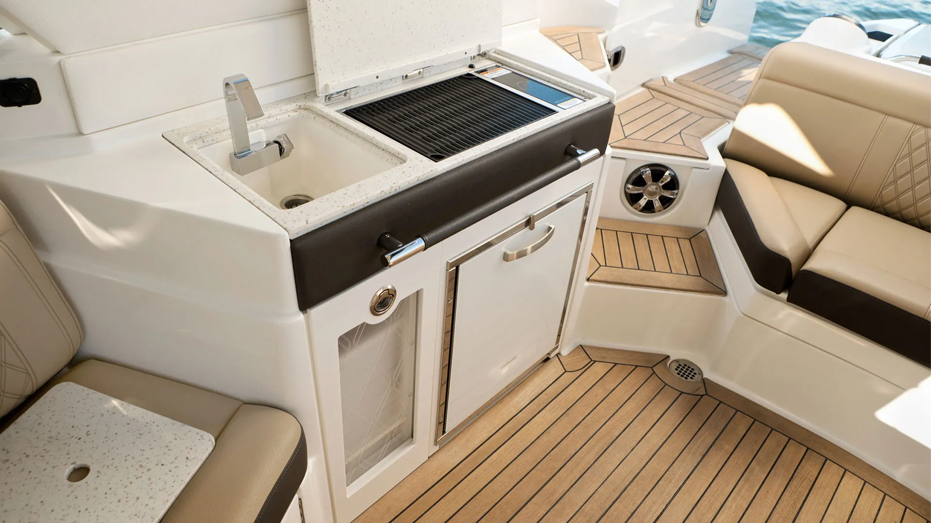 Sea Ray 350 - Hornillo