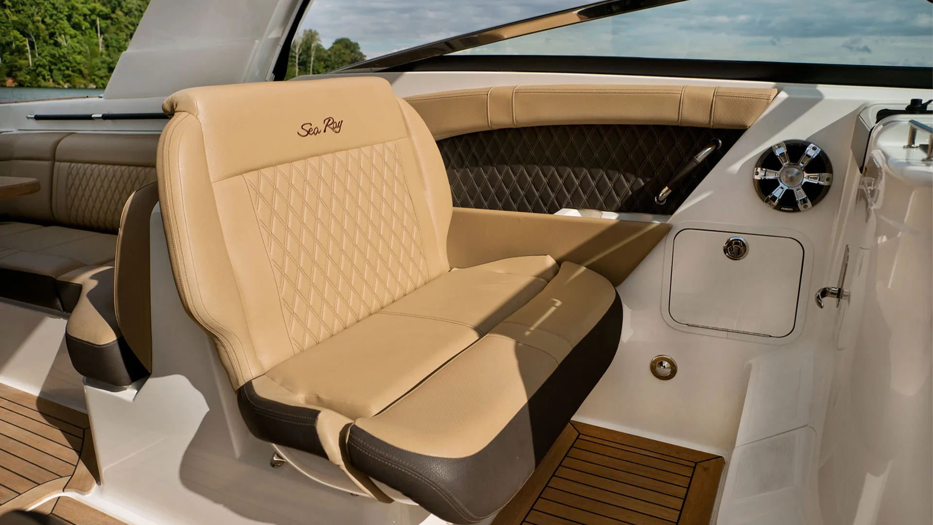 Sea Ray SXL 350