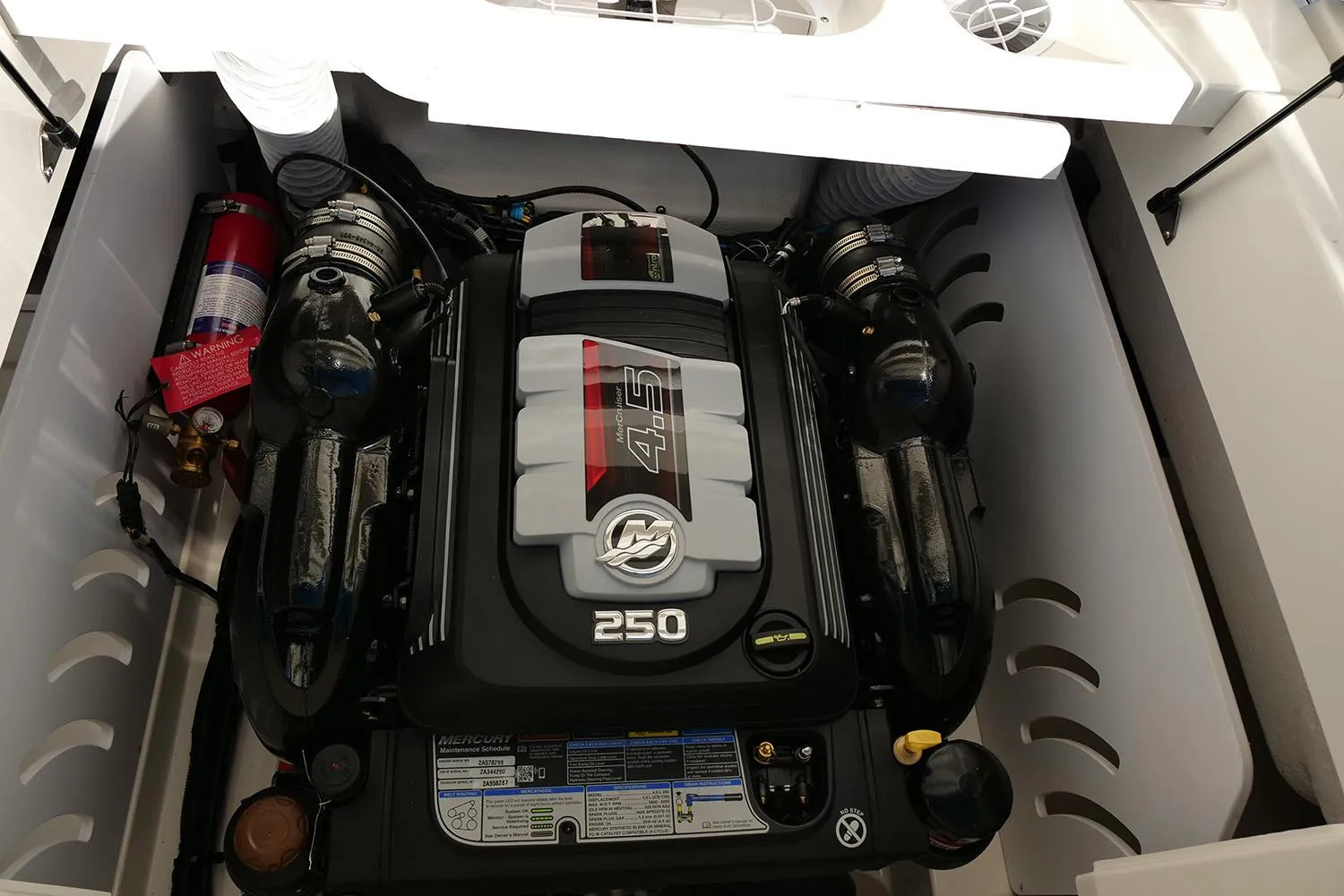 Sea Ray SPX 230