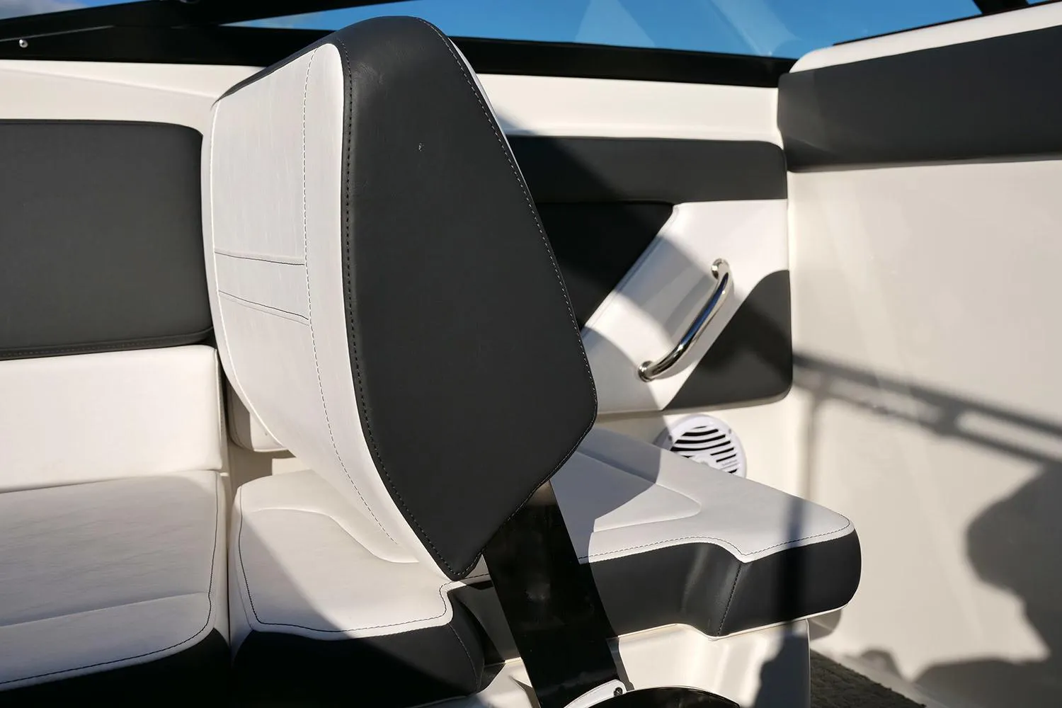 Sea Ray SPX 230